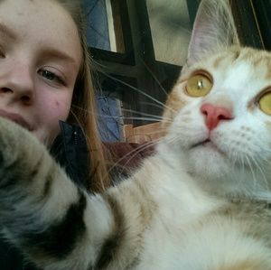 Meet your Posher, Julia